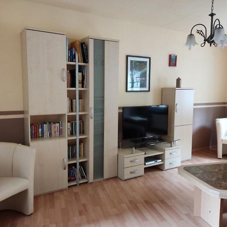 Fewo 2 Im Geschenkehaus Διαμέρισμα Μονσάου Εξωτερικό φωτογραφία